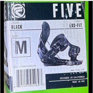 FiVE (BRAND) SNOWBOARD 🏂 BiNDING PAiR SiZE:
MEDiUM - BRAND NEW - STiLL iN BOX 📦